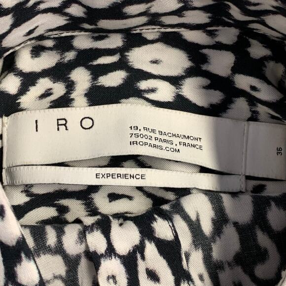IRO Size 4 Black White Rayon Animal Print Two Pockets Shirt - Picture 5 of 8